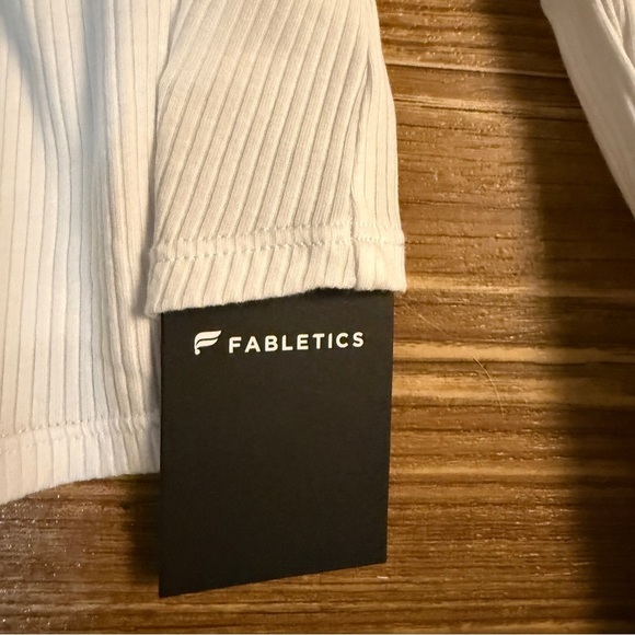 Fabletics Ribbed Square Neck Top Women’s XXL 1X NWT Long Sleeve White Stretchy - Picture 7 of 7